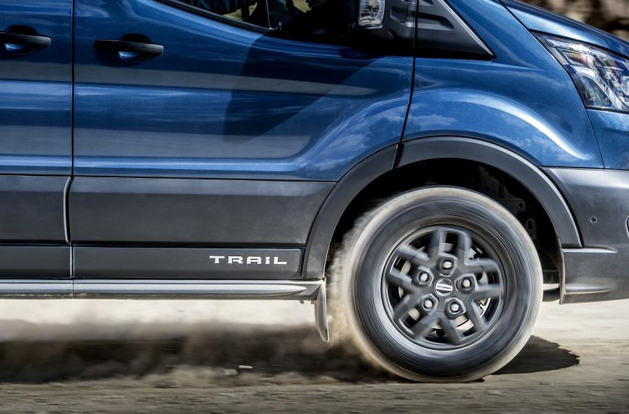 Детали экстерьера Ford Transit Trail 2020 года  (EU) (фото 18 из 24)